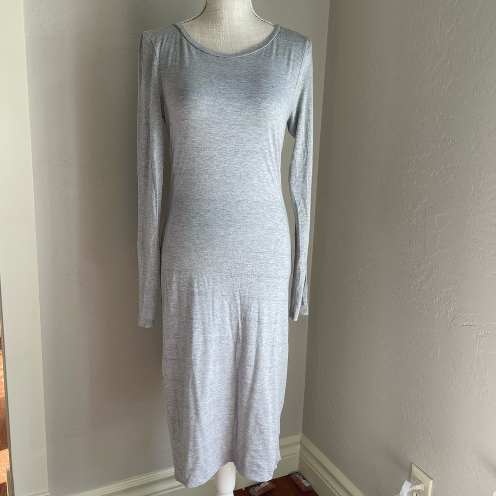 Leith Jersey Long Sleeve Midi Dress in Gray Size: M
